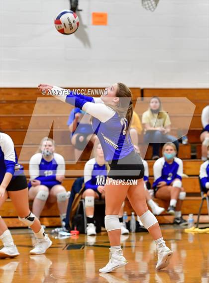 Thumbnail 3 in Harrison vs. Morrilton photogallery.