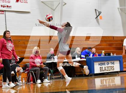 Thumbnail 2 in Harrison vs. Morrilton photogallery.