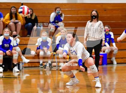 Thumbnail 1 in Harrison vs. Morrilton photogallery.