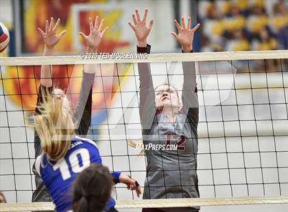 Thumbnail 3 in Harrison vs. Morrilton photogallery.