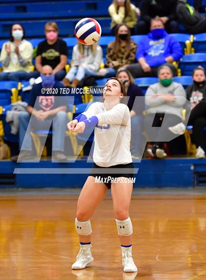 Thumbnail 3 in Harrison vs. Morrilton photogallery.