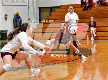 Thumbnail 2 in Harrison vs. Morrilton photogallery.