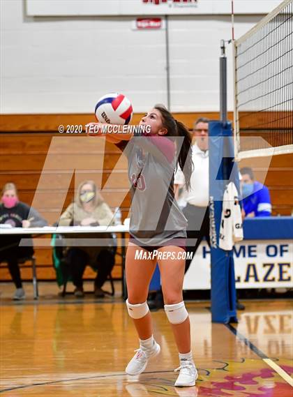 Thumbnail 3 in Harrison vs. Morrilton photogallery.