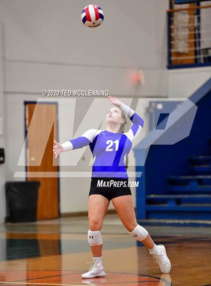 Thumbnail 2 in Harrison vs. Morrilton photogallery.