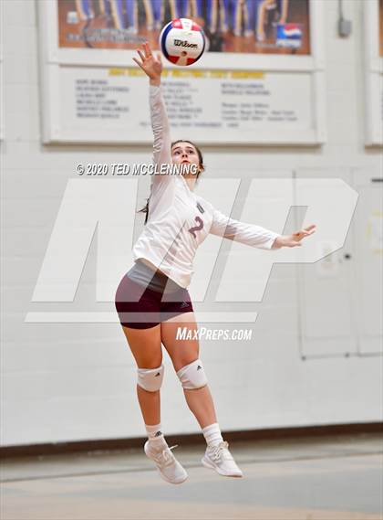 Thumbnail 1 in Harrison vs. Morrilton photogallery.