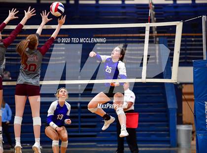 Thumbnail 1 in Harrison vs. Morrilton photogallery.
