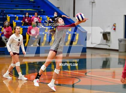 Thumbnail 1 in Harrison vs. Morrilton photogallery.
