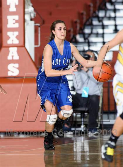 Thumbnail 1 in Triple A Academy vs. Smyer (UIL 1A Semifinal) photogallery.