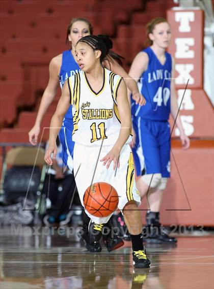 Thumbnail 3 in Triple A Academy vs. Smyer (UIL 1A Semifinal) photogallery.