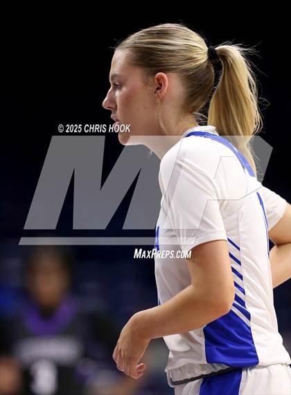 Thumbnail 1 in Rincon/University vs Buena (McKale Center) photogallery.