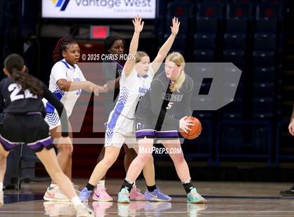 Thumbnail 1 in Rincon/University vs Buena (McKale Center) photogallery.