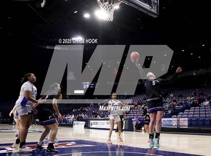 Thumbnail 3 in Rincon/University vs Buena (McKale Center) photogallery.