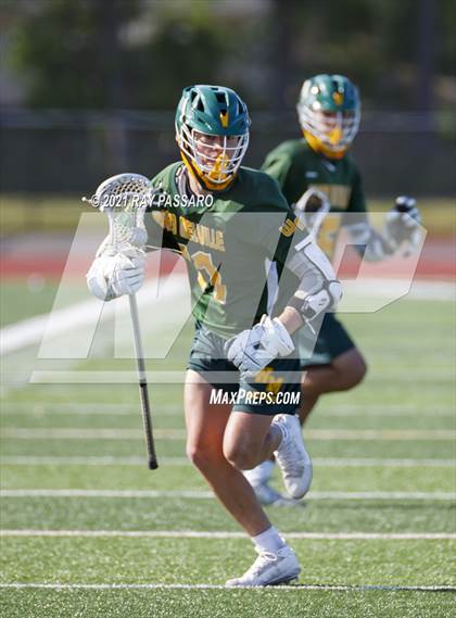 Thumbnail 2 in Ward Melville vs William Floyd JV photogallery.