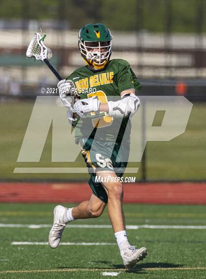 Thumbnail 3 in Ward Melville vs William Floyd JV photogallery.