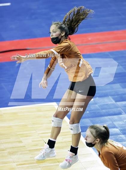 Thumbnail 3 in Mead vs Palmer Ridge (CHSAA 4A Championship)  photogallery.