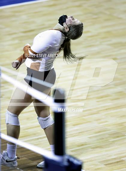 Thumbnail 2 in Mead vs Palmer Ridge (CHSAA 4A Championship)  photogallery.