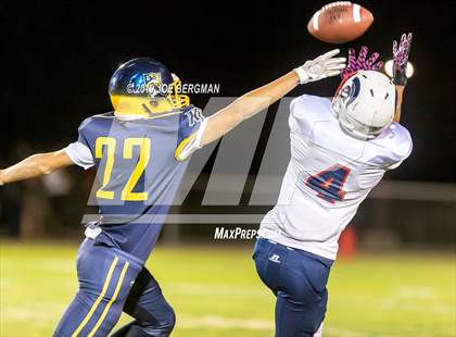 Thumbnail 1 in Strathmore @ Kern Valley photogallery.