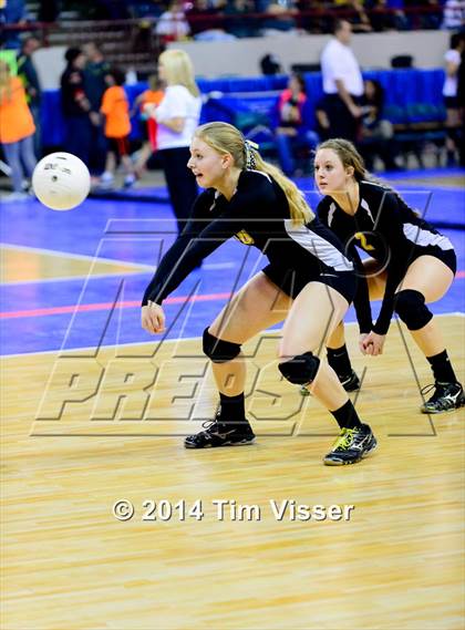 Thumbnail 1 in Cheraw vs. Prairie (CHSAA 1A Playoff) photogallery.