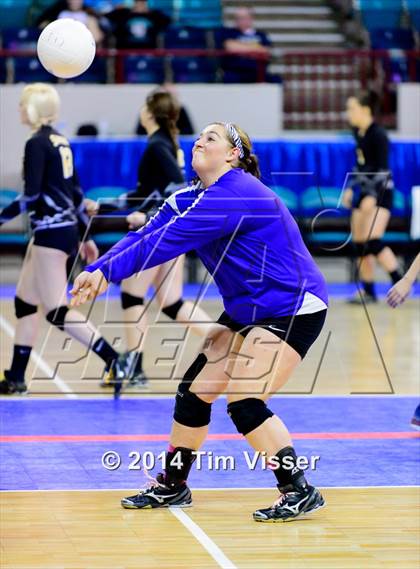 Thumbnail 2 in Cheraw vs. Prairie (CHSAA 1A Playoff) photogallery.