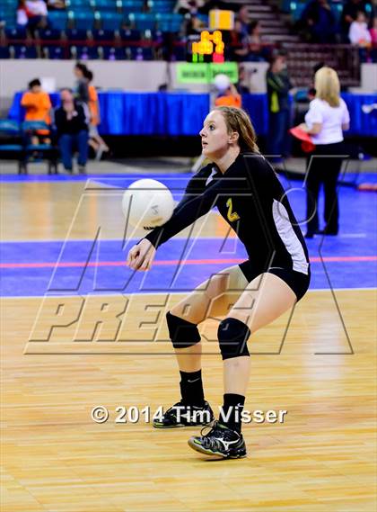 Thumbnail 2 in Cheraw vs. Prairie (CHSAA 1A Playoff) photogallery.