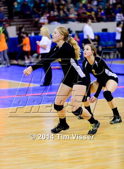 Thumbnail 2 in Cheraw vs. Prairie (CHSAA 1A Playoff) photogallery.