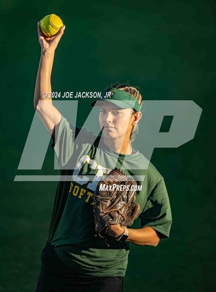 Thumbnail 2 in Salpointe Catholic @ Canyon del Oro (AIA 4A Final) photogallery.