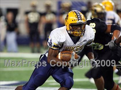 Thumbnail 3 in Lamar vs. Abilene (Texas Bi-District Playoffs) photogallery.