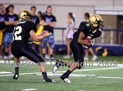 Thumbnail 1 in Lamar vs. Abilene (Texas Bi-District Playoffs) photogallery.