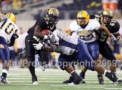 Thumbnail 1 in Lamar vs. Abilene (Texas Bi-District Playoffs) photogallery.