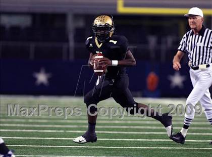 Thumbnail 2 in Lamar vs. Abilene (Texas Bi-District Playoffs) photogallery.