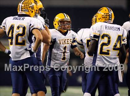 Thumbnail 1 in Lamar vs. Abilene (Texas Bi-District Playoffs) photogallery.