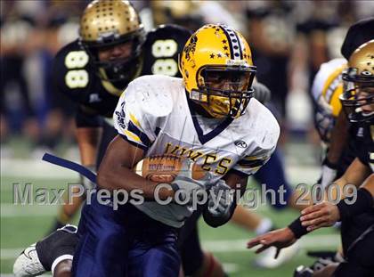 Thumbnail 1 in Lamar vs. Abilene (Texas Bi-District Playoffs) photogallery.