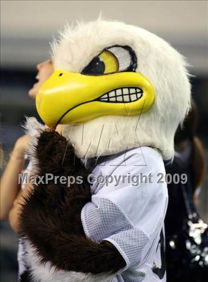 Thumbnail 3 in Lamar vs. Abilene (Texas Bi-District Playoffs) photogallery.