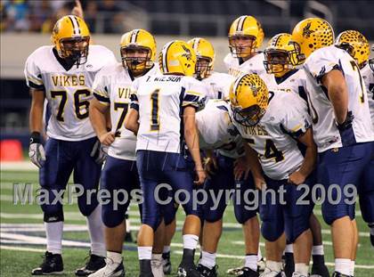 Thumbnail 3 in Lamar vs. Abilene (Texas Bi-District Playoffs) photogallery.