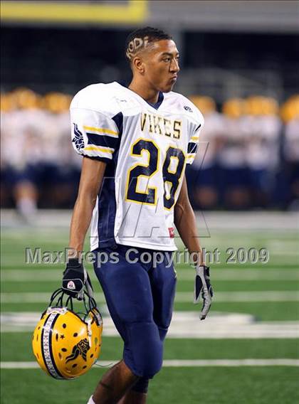 Thumbnail 2 in Lamar vs. Abilene (Texas Bi-District Playoffs) photogallery.