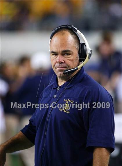 Thumbnail 2 in Lamar vs. Abilene (Texas Bi-District Playoffs) photogallery.