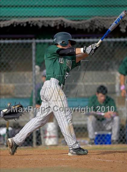 Thumbnail 3 in De La Salle vs. Elk Grove photogallery.
