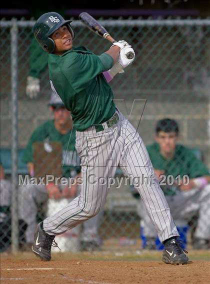 Thumbnail 1 in De La Salle vs. Elk Grove photogallery.