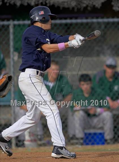 Thumbnail 3 in De La Salle vs. Elk Grove photogallery.