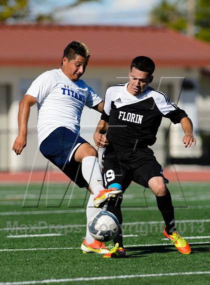 Thumbnail 1 in Florin @ Burbank photogallery.