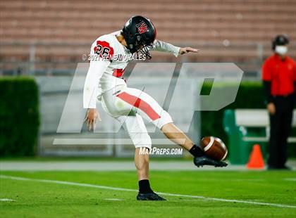 Thumbnail 1 in Harvard-Westlake @ La Salle photogallery.