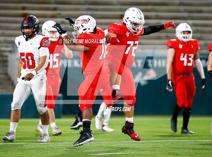 Thumbnail 3 in Harvard-Westlake @ La Salle photogallery.