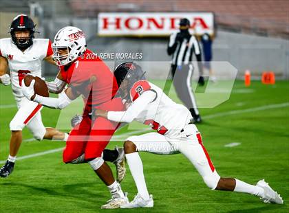 Thumbnail 3 in Harvard-Westlake @ La Salle photogallery.