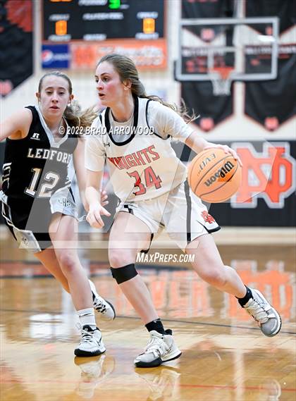 Thumbnail 2 in Ledford @ North Davidson photogallery.