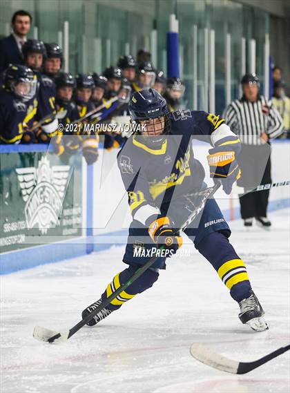 Thumbnail 2 in Rochester Adams @ Stoney Creek photogallery.