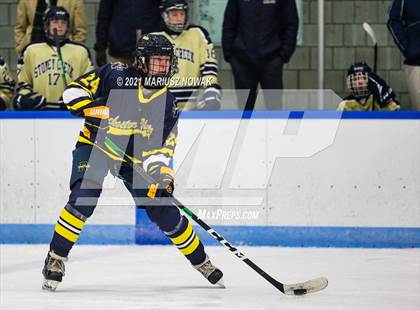 Thumbnail 2 in Rochester Adams @ Stoney Creek photogallery.