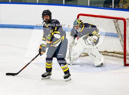 Thumbnail 1 in Rochester Adams @ Stoney Creek photogallery.