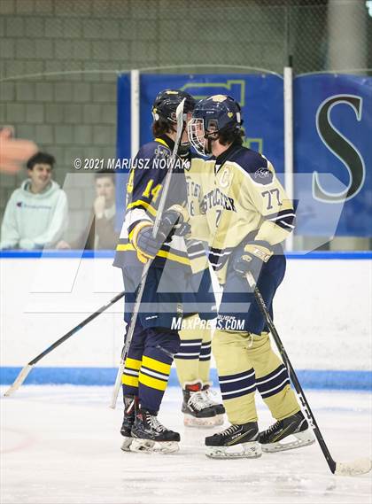 Thumbnail 2 in Rochester Adams @ Stoney Creek photogallery.