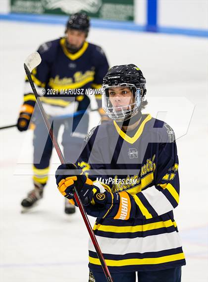Thumbnail 1 in Rochester Adams @ Stoney Creek photogallery.