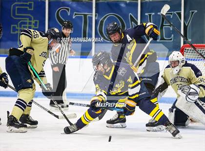 Thumbnail 1 in Rochester Adams @ Stoney Creek photogallery.